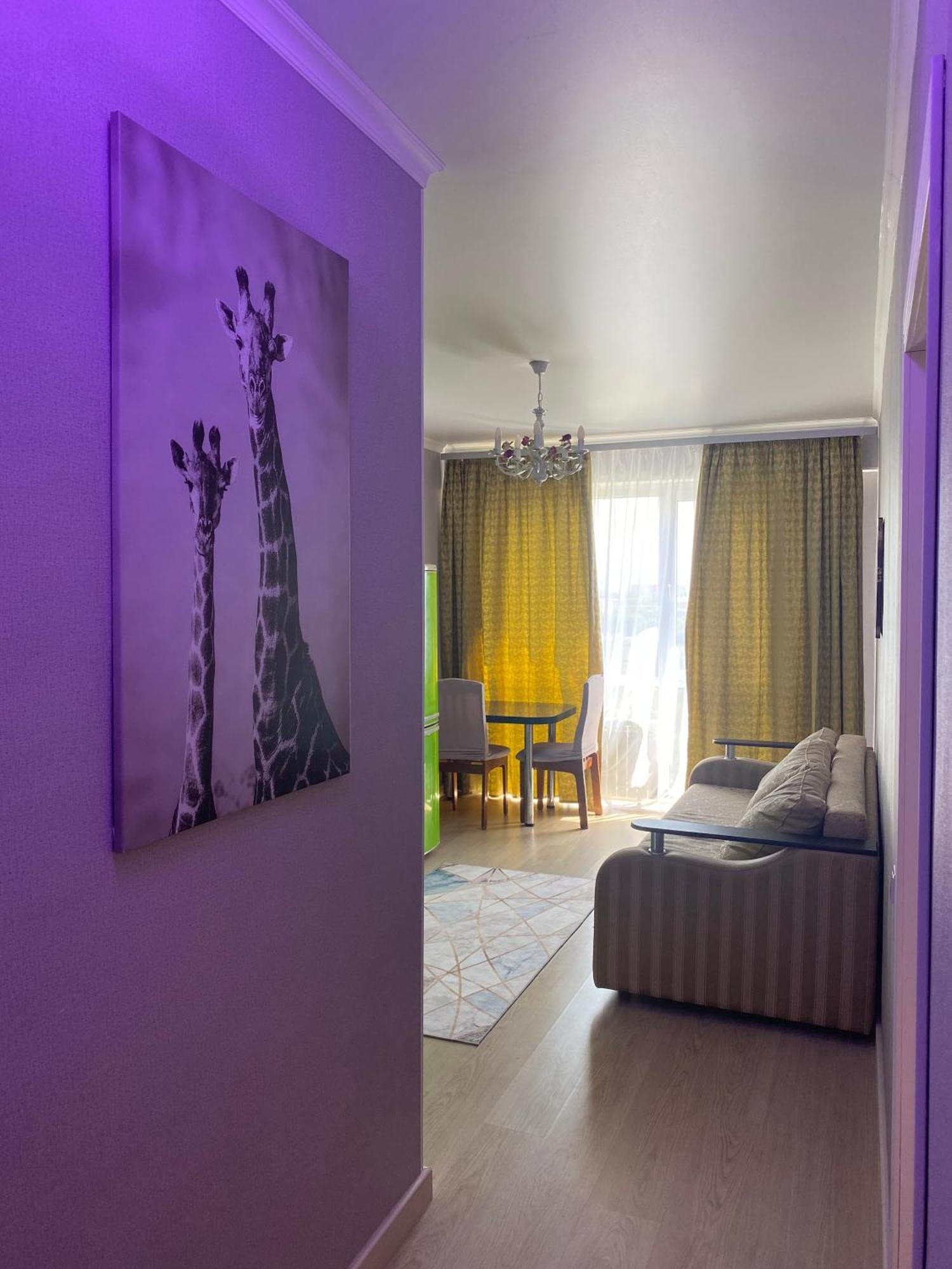 Medinahotelkz, # 63, Вид На Горы, 15 Мин Пешком До Арбата, Halal Alma-Ata Buitenkant foto